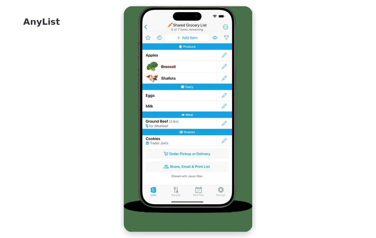 Tela do AnyList com lista de compras organizada por categorias.
