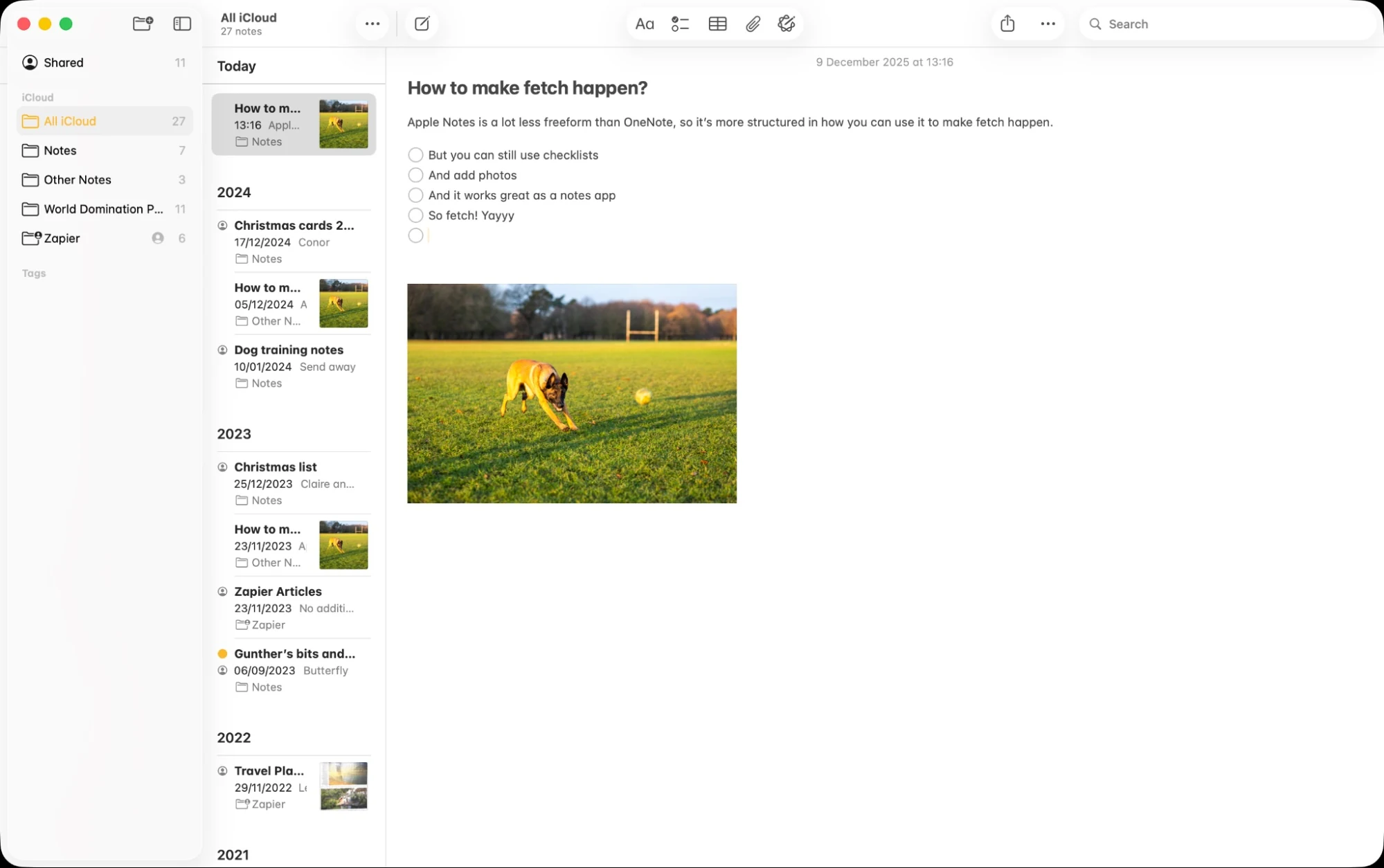 Interface do Apple Notes com listas e anotações organizadas.
